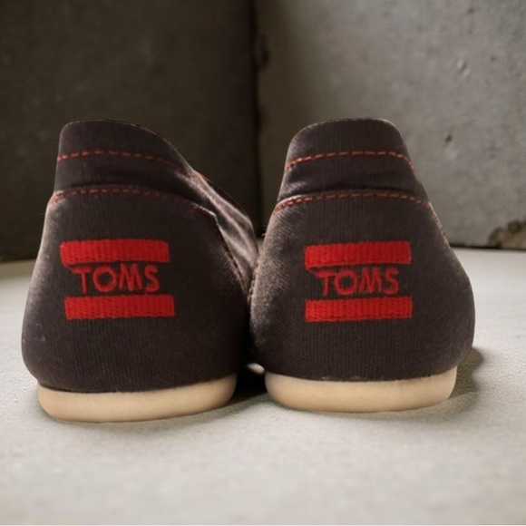 Toms Men Classic Audi Ash New in Box
Size 8 Limited Edition  Gray NWT - Picture 10 of 15